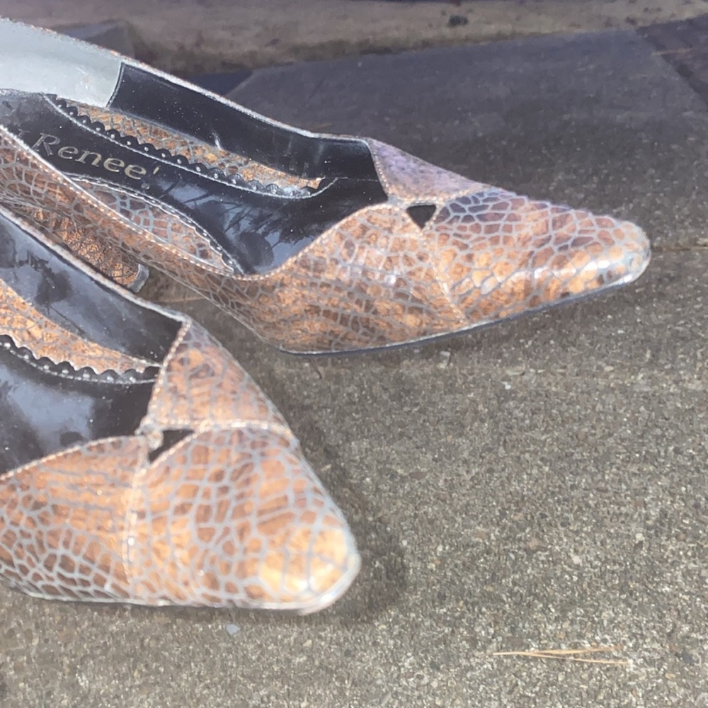 Leather Snakeskin Heels by J. Renee. Size 8M (women) - Picture 5 of 9
